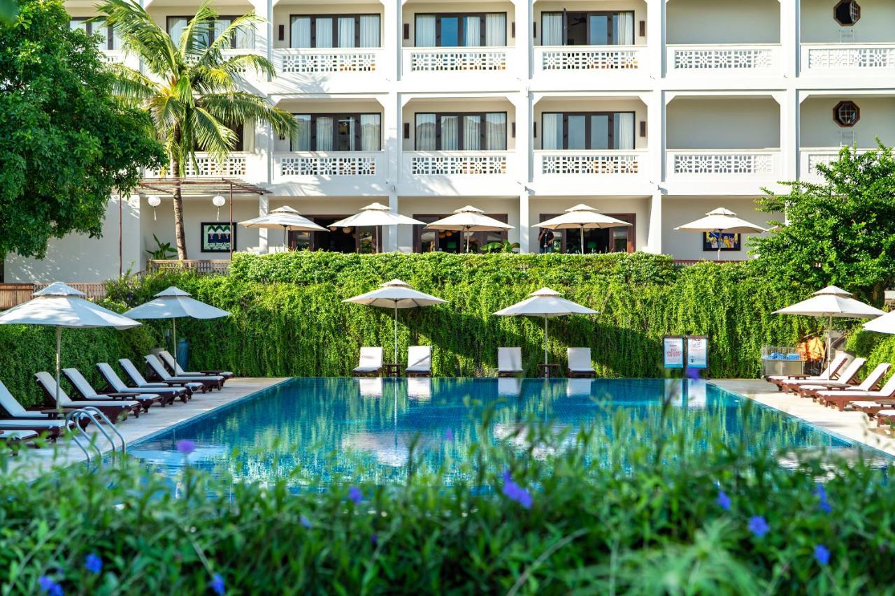 Rivertown Hoi An Resort & Spa Exterior foto The hotel's swimming pool
